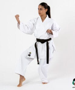 Allenamento di Karategi in kimono Fuji Mae