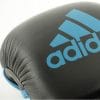 guanti da combattimento adidas