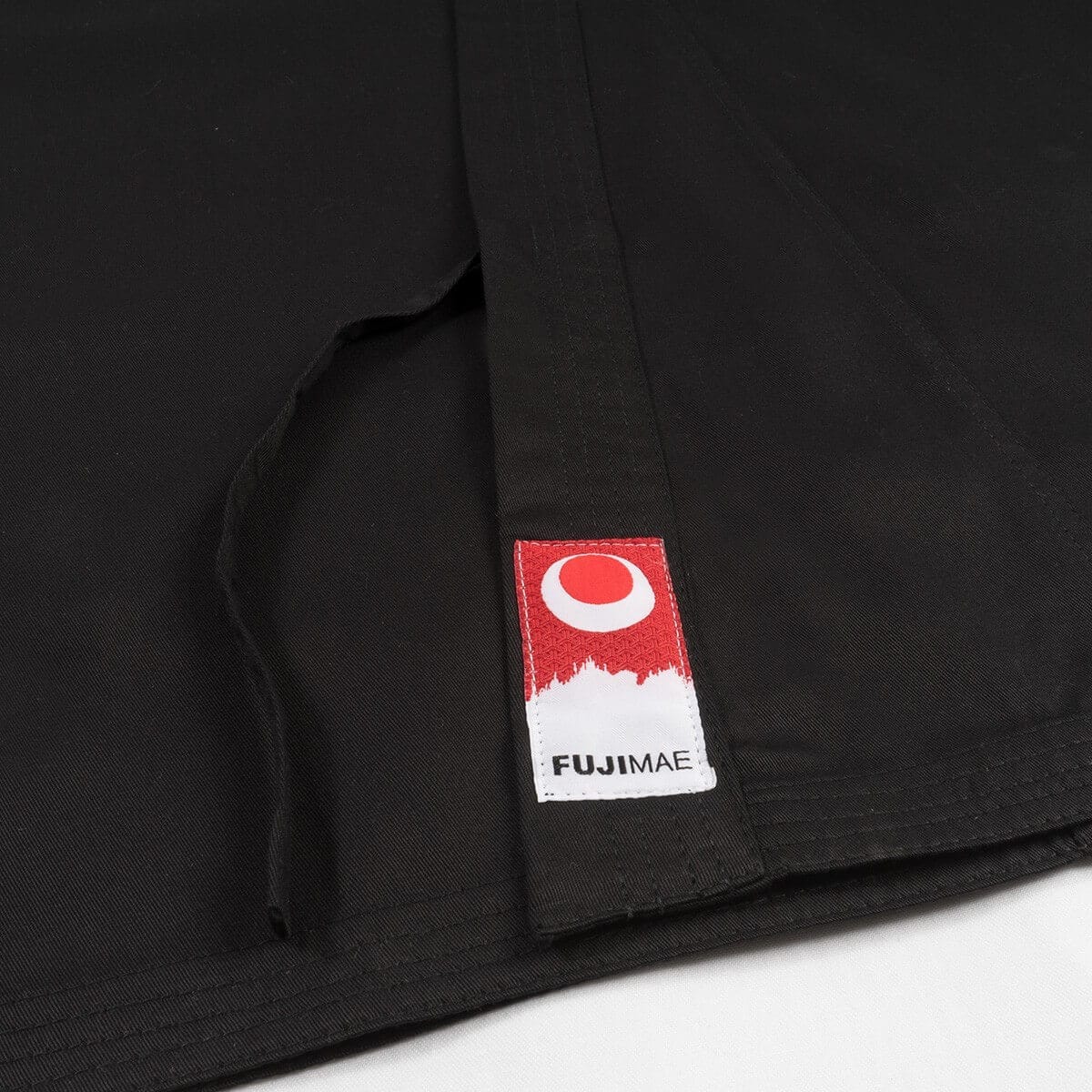 Allenamento di Karategi in kimono Fuji Mae 15 Karate-Gi