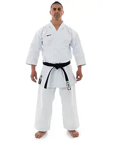 Karategi Kata KAMINARI
