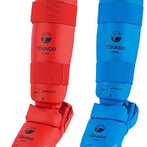 Protezioni per piedi e tibie da karate